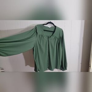 Elegant Green Women's Blouse
